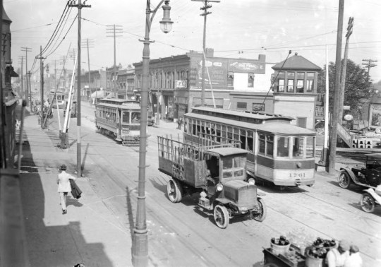 Detroit Gratiot at Dequindre