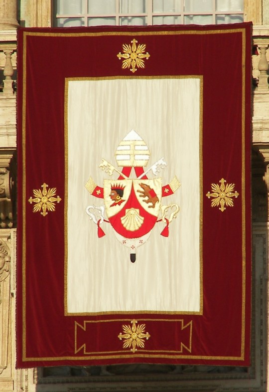 Pope Benedict-Papal Crest