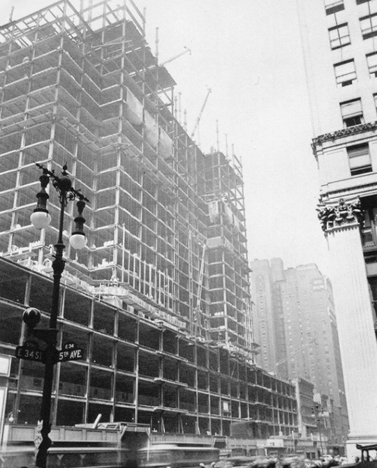 Empire State Building construction 